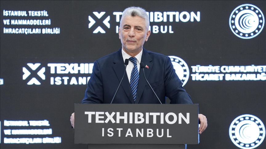 Bakan Bolat: Türkiye etraftaki ateş çemberi içinde tam bir istikrar abidesi olarak parlıyor