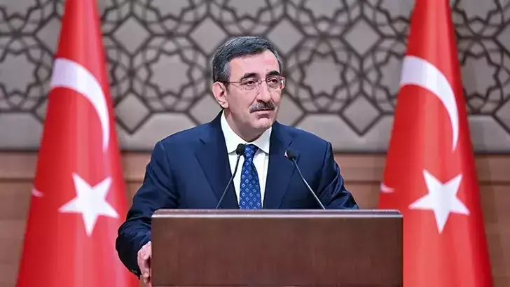 Cevdet Yılmaz’dan ‘Dünya Kadınlar Günü’ mesajı