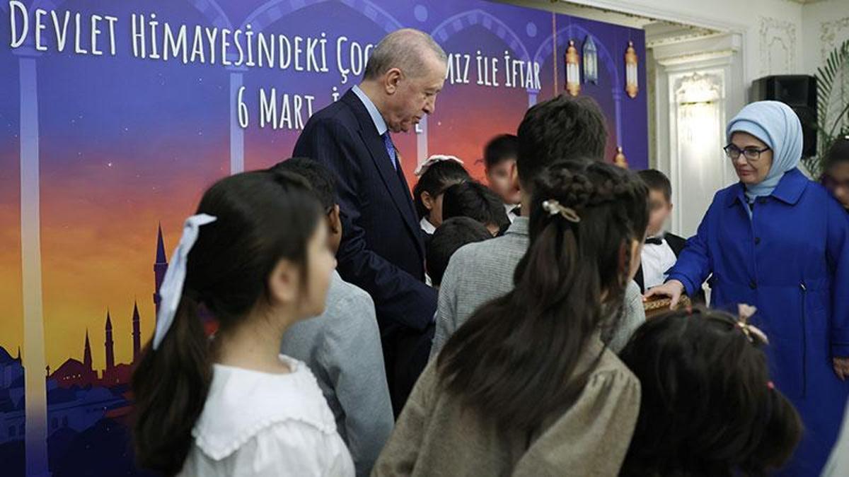 Cumhurbaşkanı Erdoğan, devlet himayesindeki çocuklarla iftarda buluştu