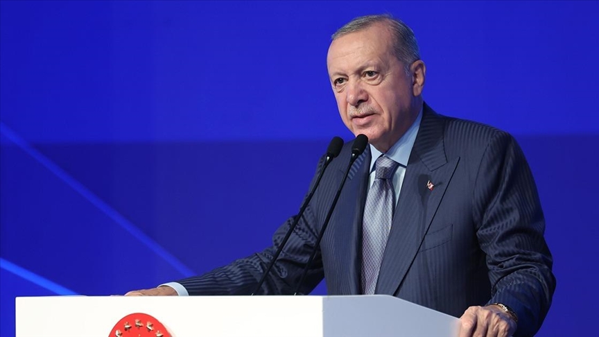 Cumhurbaşkanı Erdoğan: Her kim kadına ve çocuğa zulmediyorsa insanlıktan nasibi almamış demektir