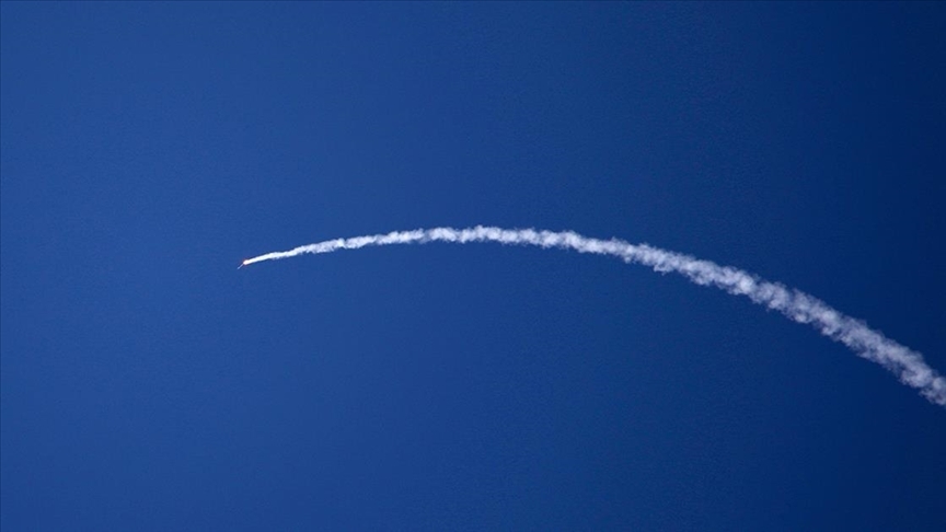 İngiltere Savunma Bakanlığı, Kıbrıs’taki üssü vuran dronun İran’dan kalkmadığını açıkladı