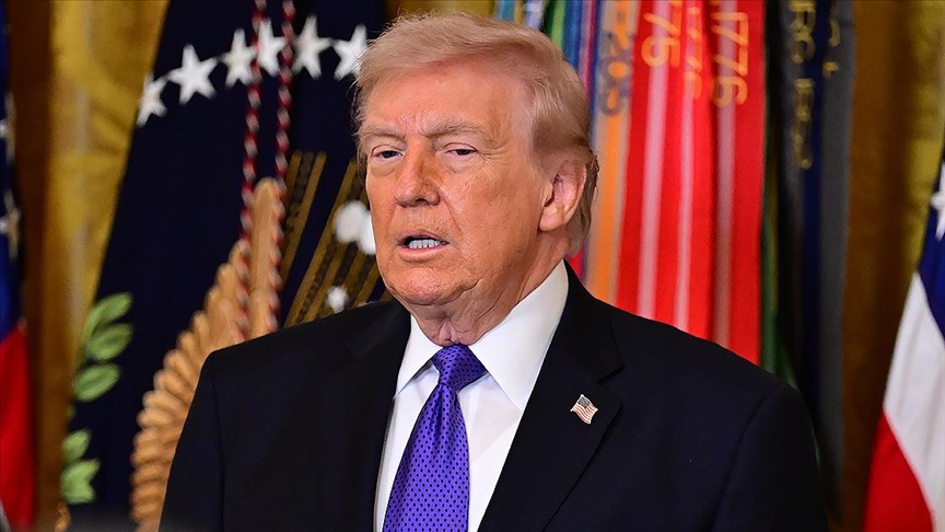 Trump, İran ile “koşulsuz teslimiyet” dışında bir anlaşmaya varılmayacağını belirtti