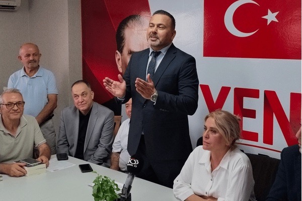 SİYASETTE YENİ BİR SOLUK: MEHMET KARA